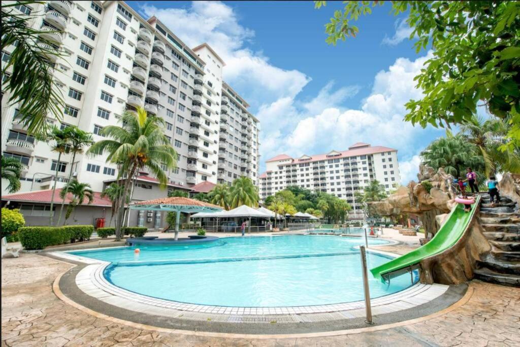 2 Bedroom Port Dickson Seaview Экстерьер фото