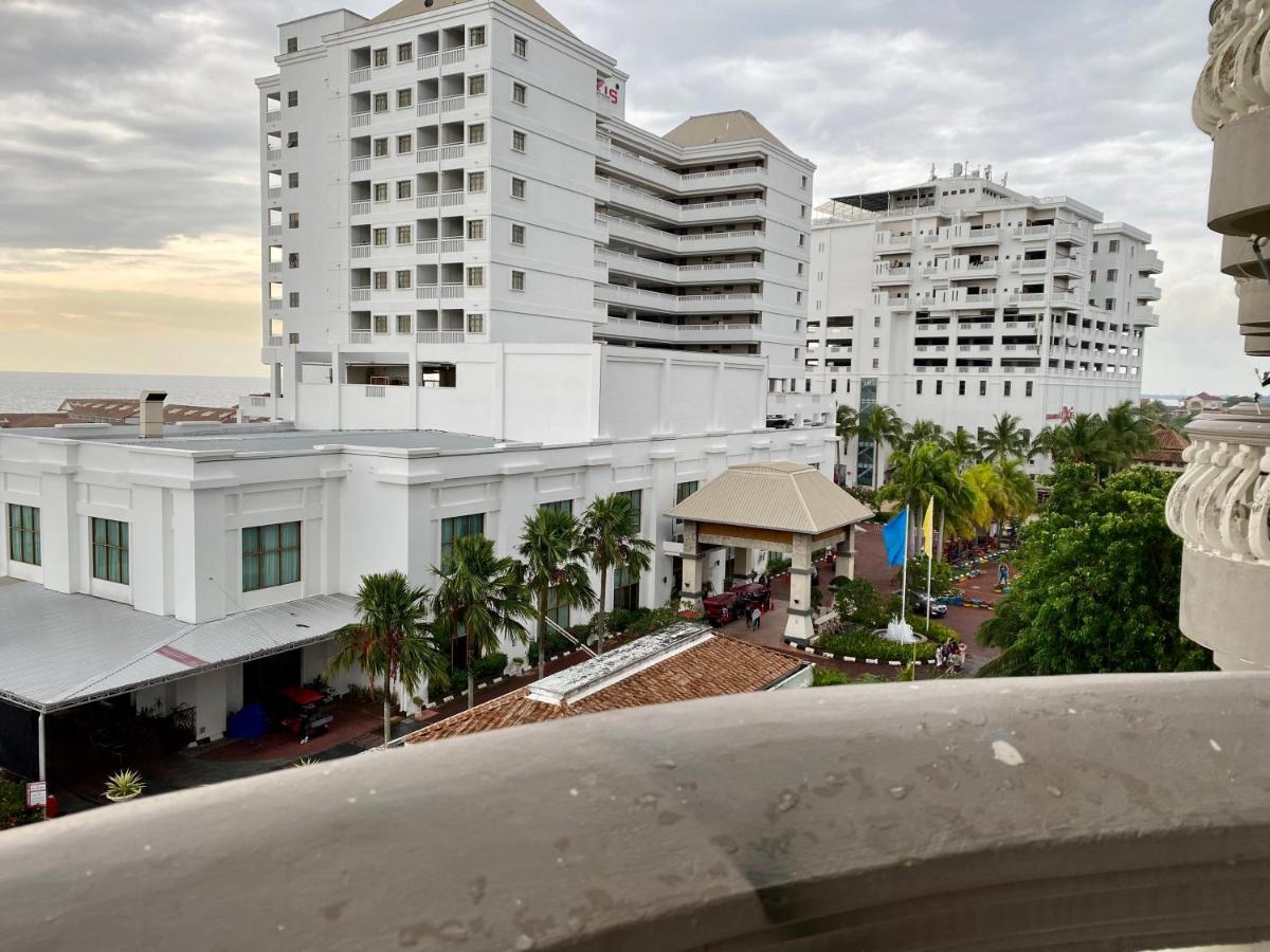 2 Bedroom Port Dickson Seaview Экстерьер фото