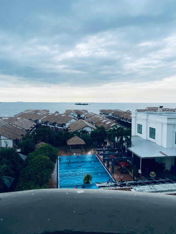 2 Bedroom Port Dickson Seaview Экстерьер фото