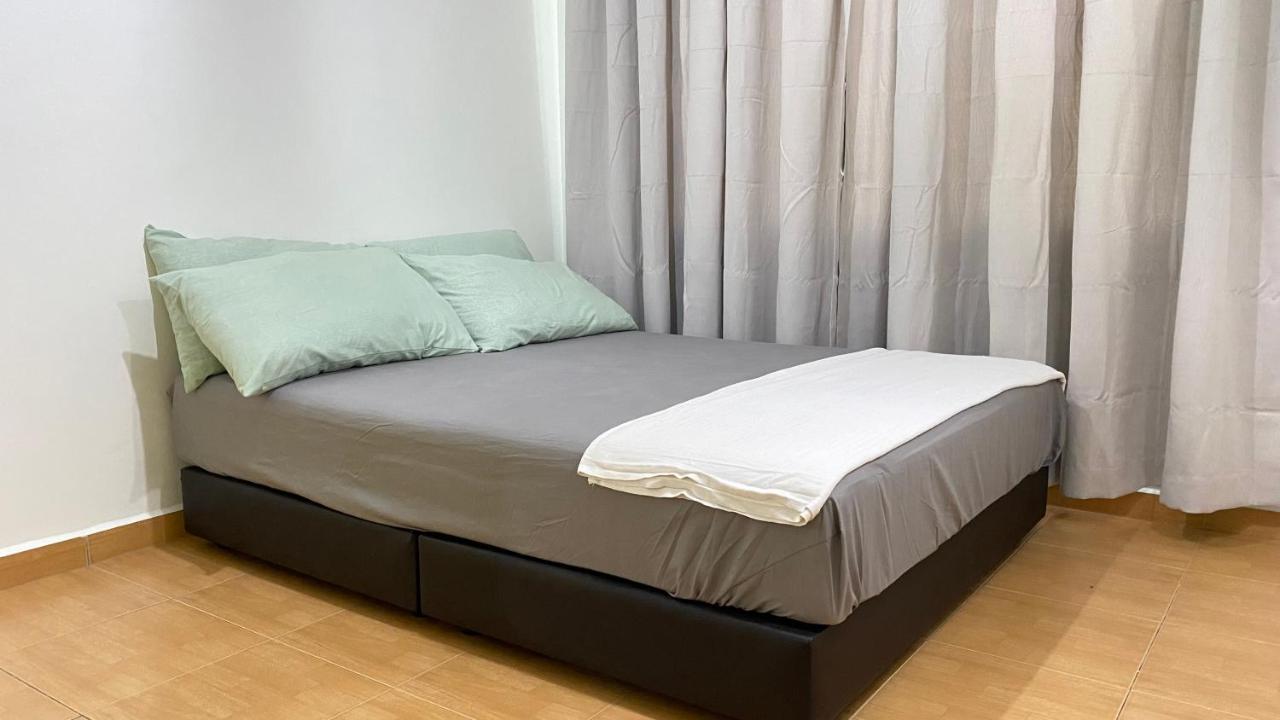2 Bedroom Port Dickson Seaview Экстерьер фото