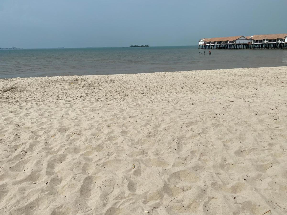 2 Bedroom Port Dickson Seaview Экстерьер фото